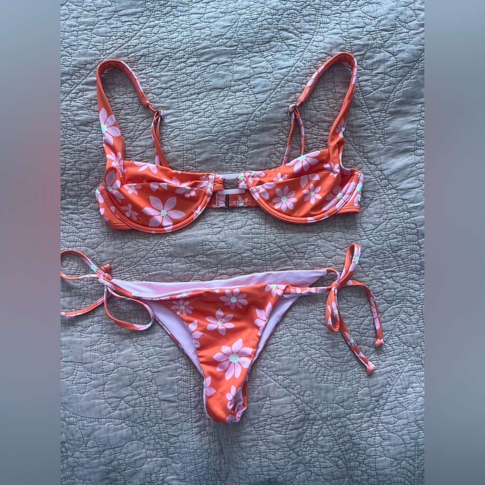 Billabong/ Wrangler Bikini